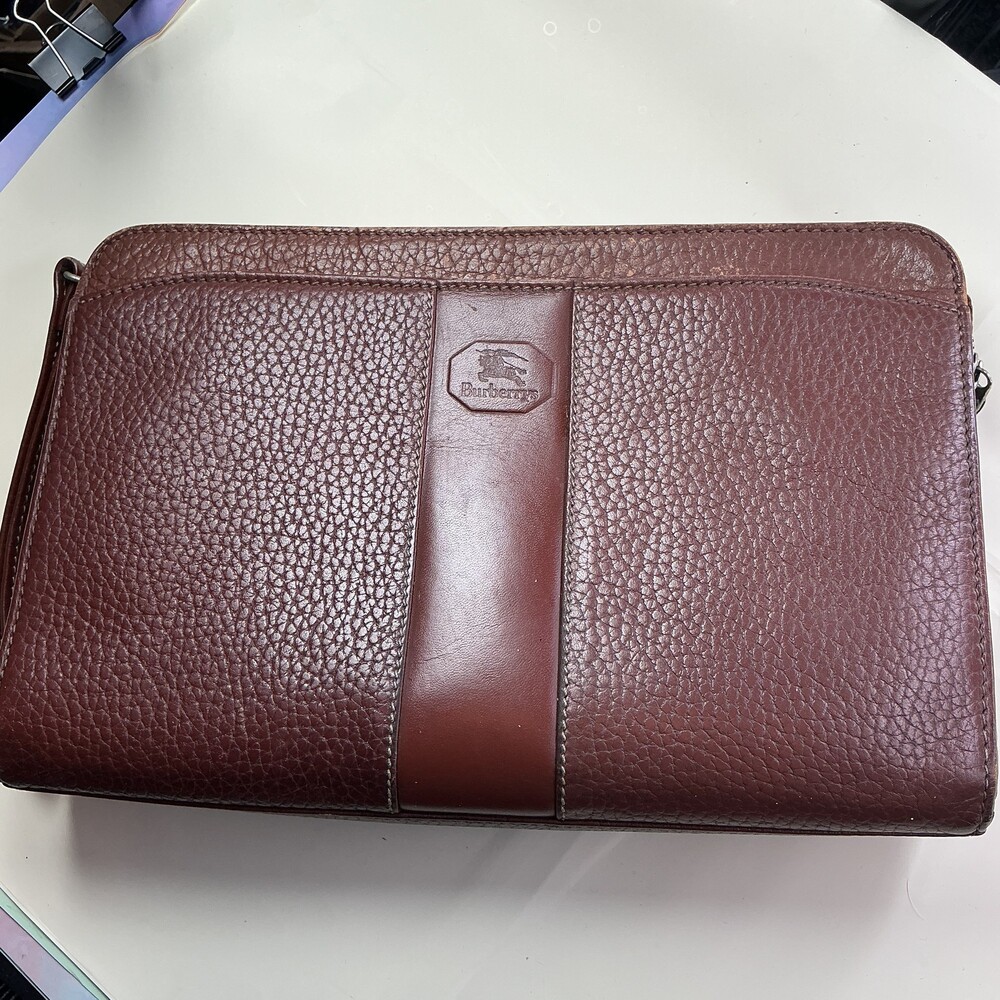 ★ Vintage Burberrys of London Brown Leather Clutch Wristlet Nova Check
